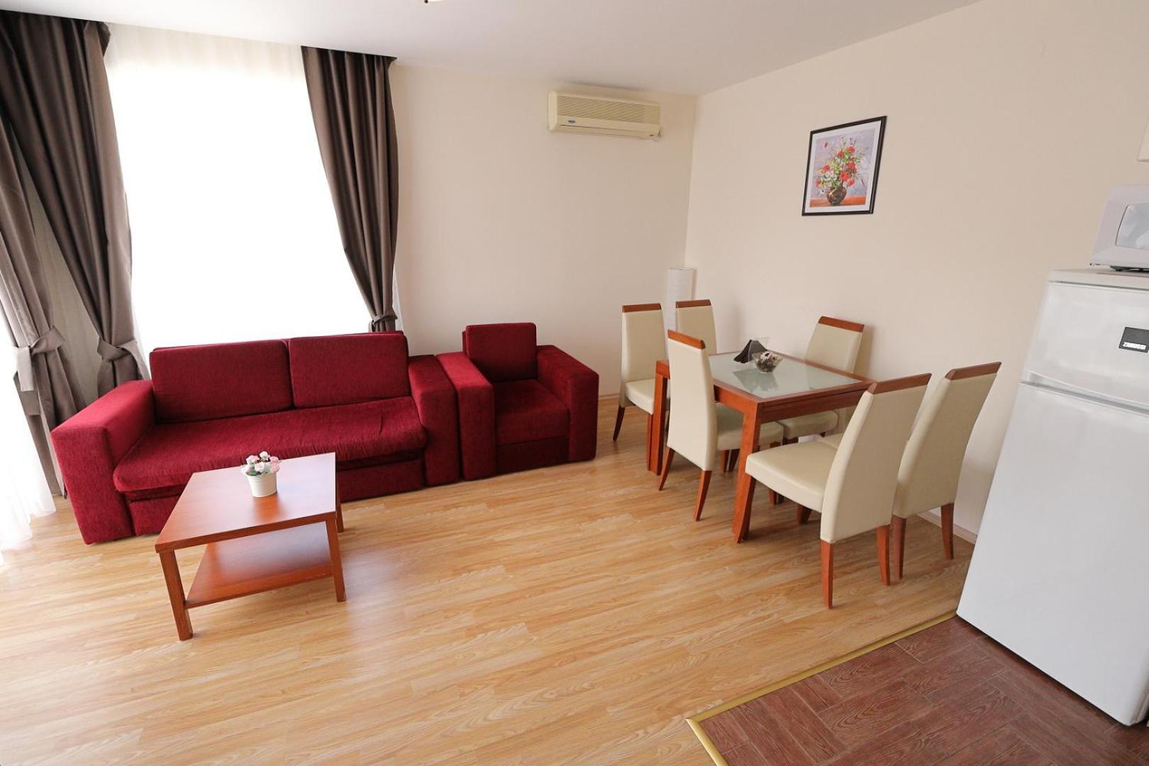 Privilege Fort Beach Apartments Sveti Vlas Exteriör bild