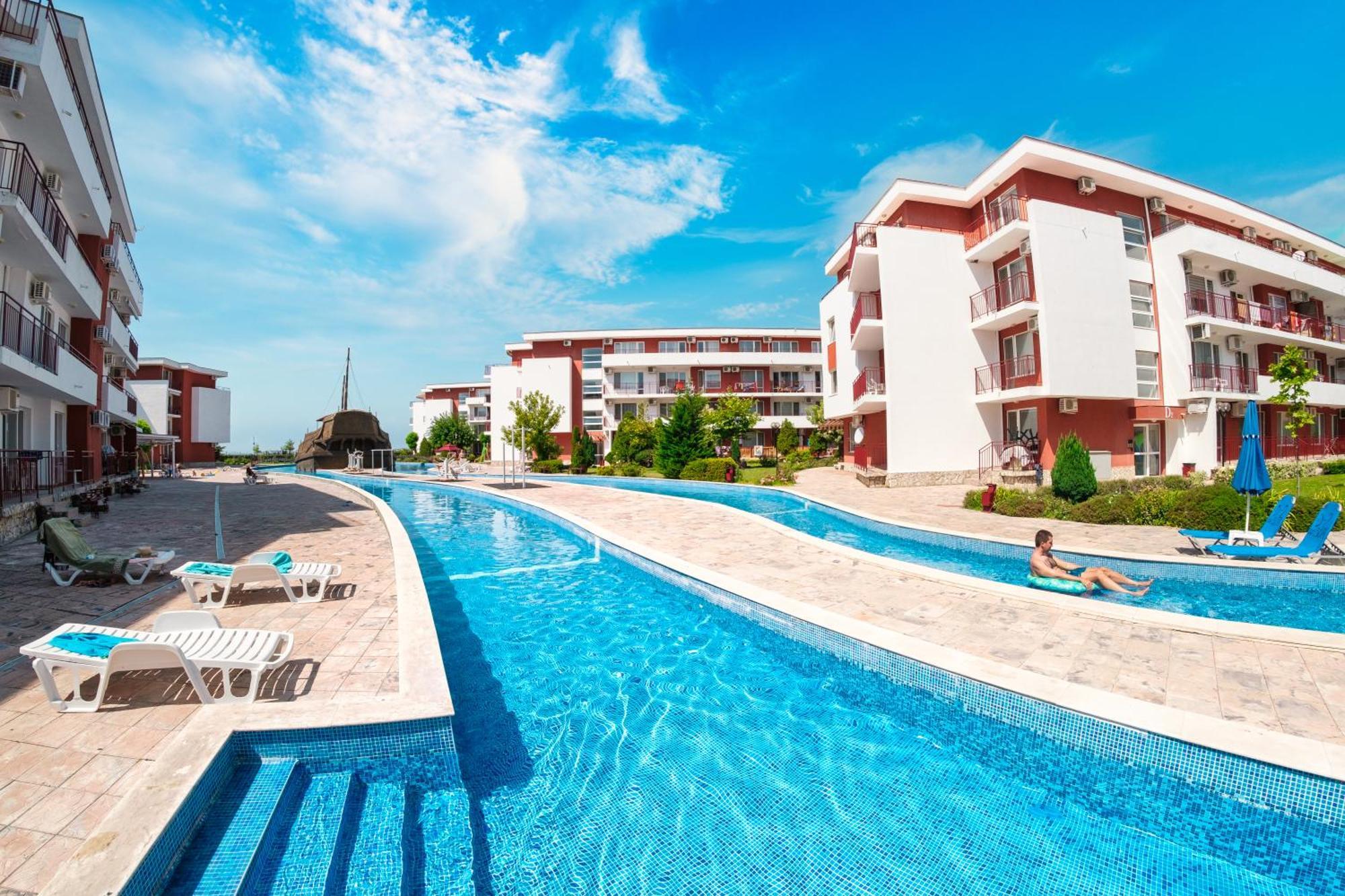 Privilege Fort Beach Apartments Sveti Vlas Exteriör bild