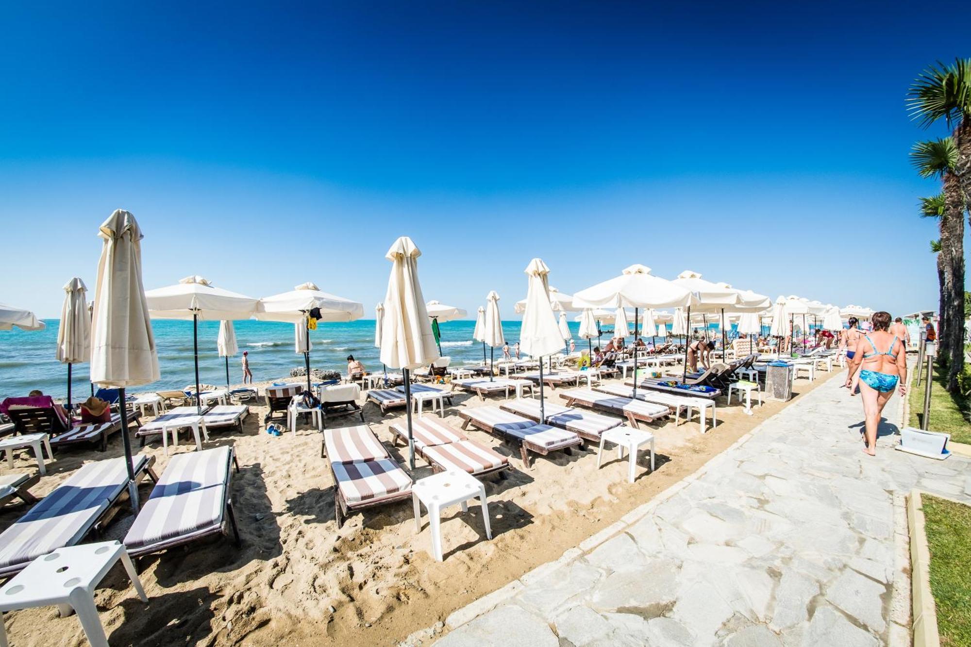 Privilege Fort Beach Apartments Sveti Vlas Exteriör bild