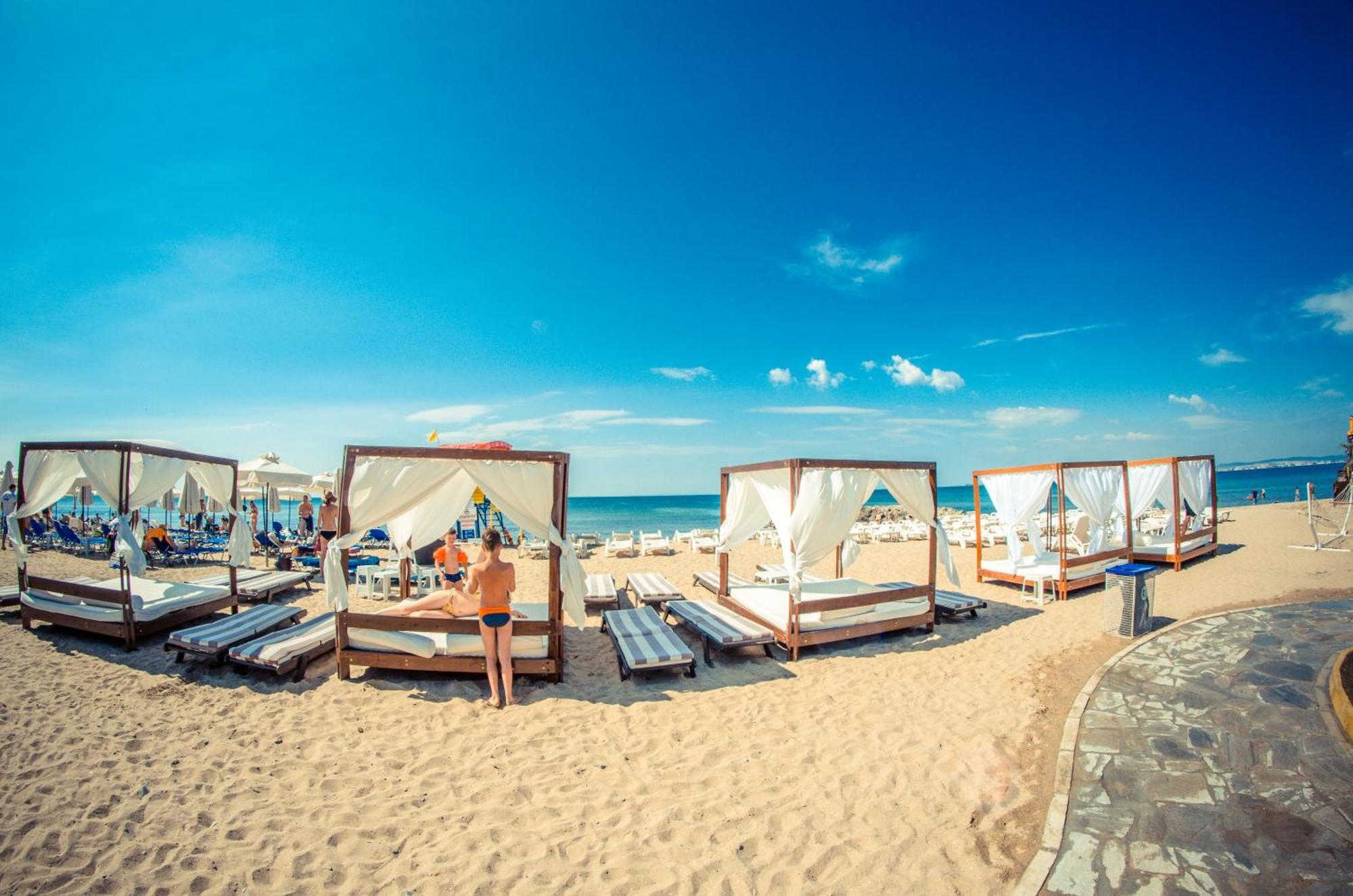 Privilege Fort Beach Apartments Sveti Vlas Exteriör bild