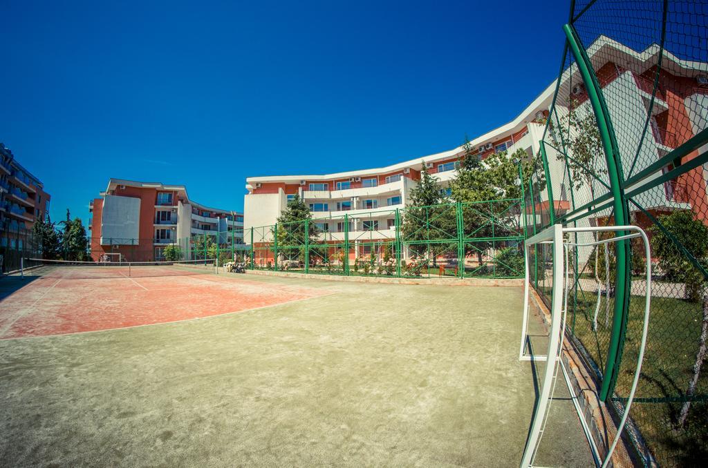 Privilege Fort Beach Apartments Sveti Vlas Exteriör bild