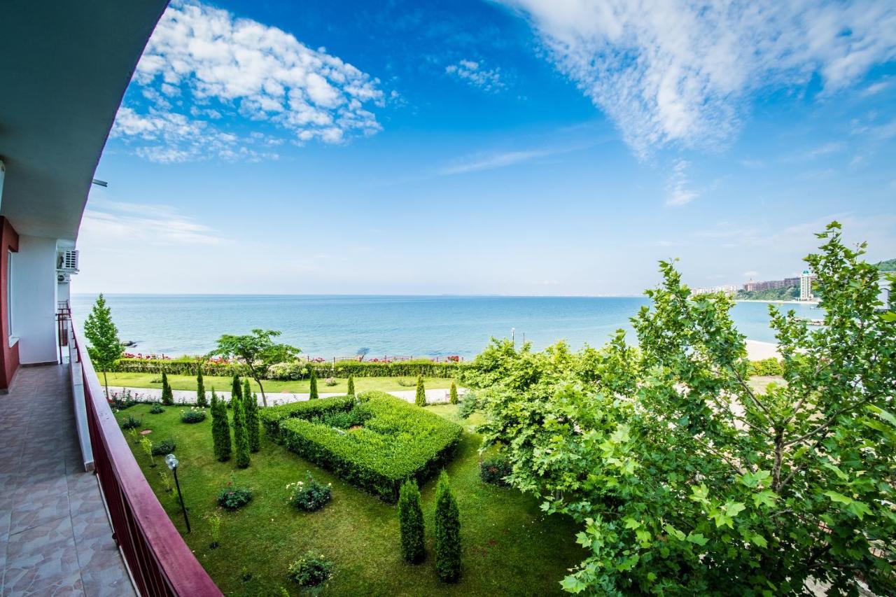 Privilege Fort Beach Apartments Sveti Vlas Exteriör bild
